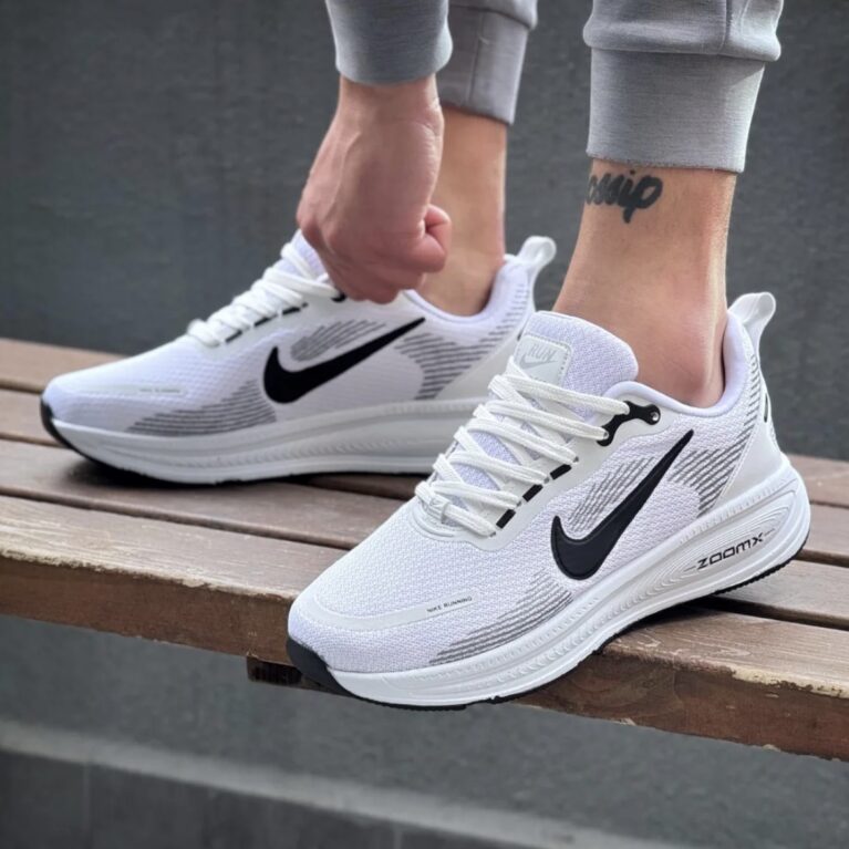 Nike ZoomX  White